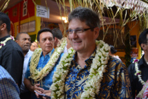 Michel Monvoisin, président du conseil d'administration du GIE Tahiti Tourisme et P-dg d'Air Tahiti Nui dans les allées du 12e salon du tourisme à Papeete, le 31 janvier 2014.