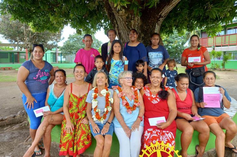 Esprit de Noël et solidarité pour les enfants de Moorea Esprit de Noël et solidarité pour les enfants de Moorea