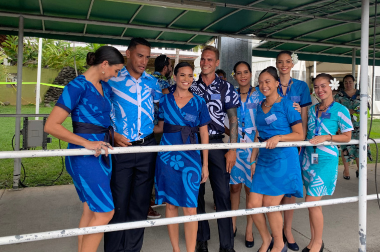 Une partie du personnel navigant commercial d’Air Moana. Une partie du personnel navigant commercial d’Air Moana.
