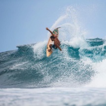 - Instagram / Michel Bourez - Instagram / Michel Bourez