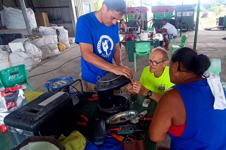 En plus de proposer des ateliers collaboratifs de réparation, le collectif Tātā'i concrétise son projet de ressourcerie à Rangiroa.