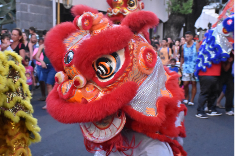Costumes de danse traditionnelle chinoise.