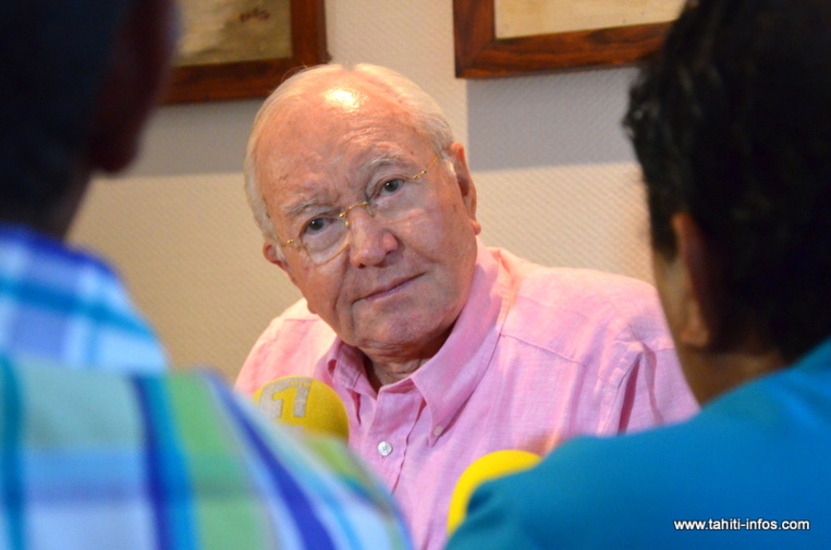 Gaston Flosse, mercredi 8 octobre à l'Assemblée de Polynésie française Gaston Flosse, mercredi 8 octobre à l'Assemblée de Polynésie française