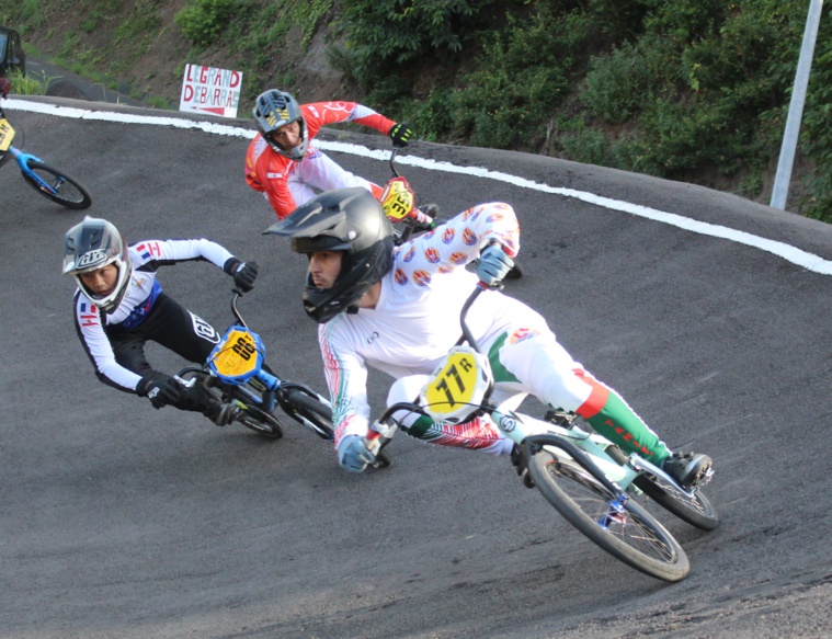 Théo Roche (77) et Kenji Tsan (08) sont déjà en forme en vue des Championnats de France. Théo Roche (77) et Kenji Tsan (08) sont déjà en forme en vue des Championnats de France.