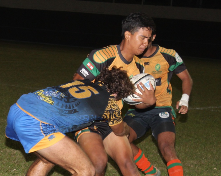 Punaauia a produit beaucoup de jeu mais est tombé sur une solide équipe de Pirae en défense. Punaauia devait tout de même finir par l’emporter (13-9).