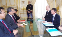 Fritch reçu à Matignon, Valls s'engage à trouver une solution pour le RST Fritch reçu à Matignon, Valls s'engage à trouver une solution pour le RST