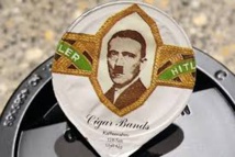 Suisse : des portions de crème à l'effigie de Mussolini et de Hitler
