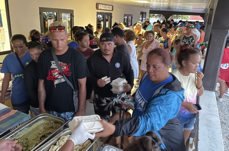 Les stands de plats typiquement paumotu ont remporté un vif succès. © Teraumihi Tane Les stands de plats typiquement paumotu ont remporté un vif succès. © Teraumihi Tane