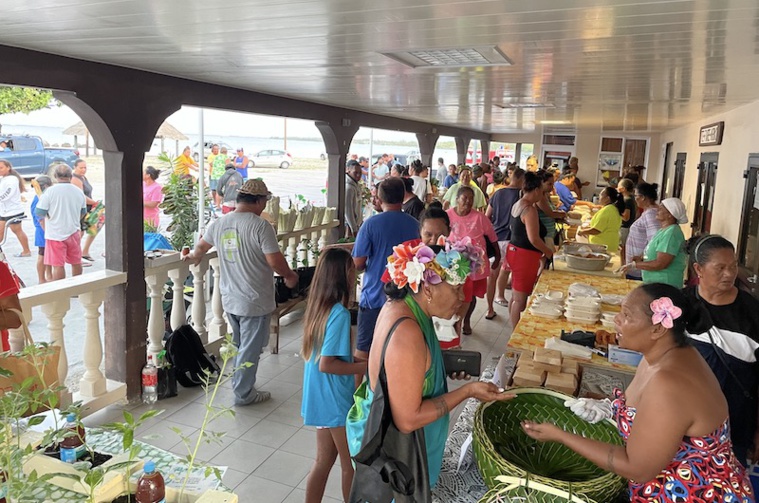 Vif succès pour le premier marché du terroir de l'année.©Teraumihi Tane Vif succès pour le premier marché du terroir de l'année.©Teraumihi Tane