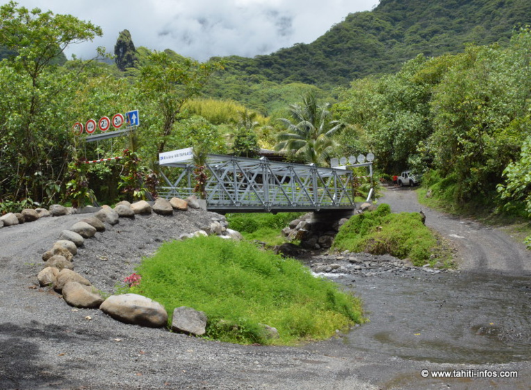 Le pont de la rivière Vaitapaa : entre industrie et patrimoine culturel