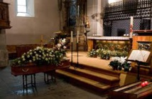 Les obsèques coûtent de plus en plus cher en France, selon l'UFC-Que Choisir Les obsèques coûtent de plus en plus cher en France, selon l'UFC-Que Choisir