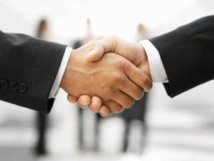 IBM et Repsol lancent la première collaboration de technologies cognitives pour les applications de l'industrie pétrolière IBM et Repsol lancent la première collaboration de technologies cognitives pour les applications de l'industrie pétrolière