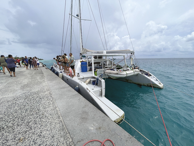Escale technique à Hao pour Cap Optimist Escale technique à Hao pour Cap Optimist