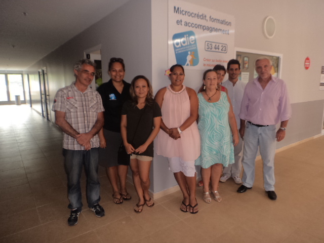 L'équipe de l'ADIE basée à Papeete s'est spécialement déplacée pour l'inauguration de cette nouvelle antenne à Taravao.