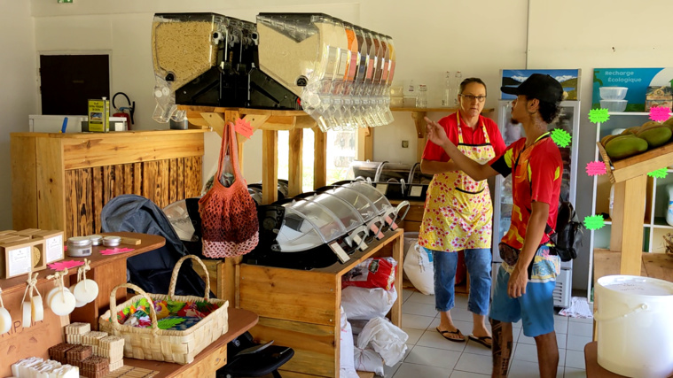 Un premier magasin de vente en vrac ouvre aux Marquises Un premier magasin de vente en vrac ouvre aux Marquises