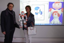 Développement de l’école numérique : Nicole Sanquer-Fareata visite le Médiapôle de Marly-le-Roi Développement de l’école numérique : Nicole Sanquer-Fareata visite le Médiapôle de Marly-le-Roi