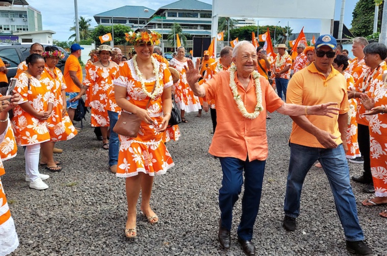 Un millier de militants orange à Mamao Un millier de militants orange à Mamao