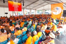 Un millier de militants orange à Mamao Un millier de militants orange à Mamao