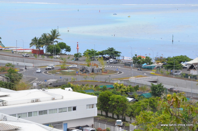 Inauguration officielle du rond-point de la mairie à Punaauia
