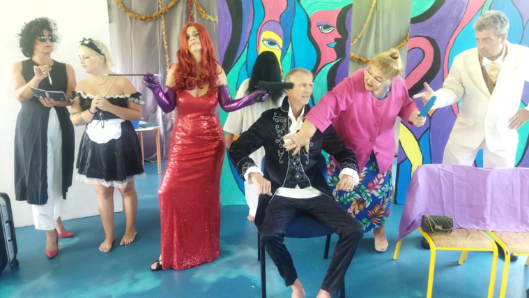 La classe de théâtre ECM répète en prévision des spectacles qui auront lieu ce week-end. La classe de théâtre ECM répète en prévision des spectacles qui auront lieu ce week-end.