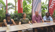 (De gauche à droite) Yaniss Odua, Balik le chanteur de Danakil, Christophe Longelin de Purple Tahiti et Natty Jean réunis lors de la conférence de presse. (De gauche à droite) Yaniss Odua, Balik le chanteur de Danakil, Christophe Longelin de Purple Tahiti et Natty Jean réunis lors de la conférence de presse.