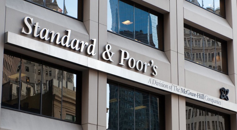 Standard & Poor's maintient la note BB+ avec perspectives positives pour la Polynésie française Standard & Poor's maintient la note BB+ avec perspectives positives pour la Polynésie française