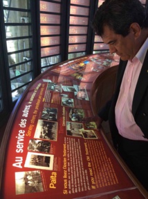 Edouard Fritch en visite au centre Tjibaou