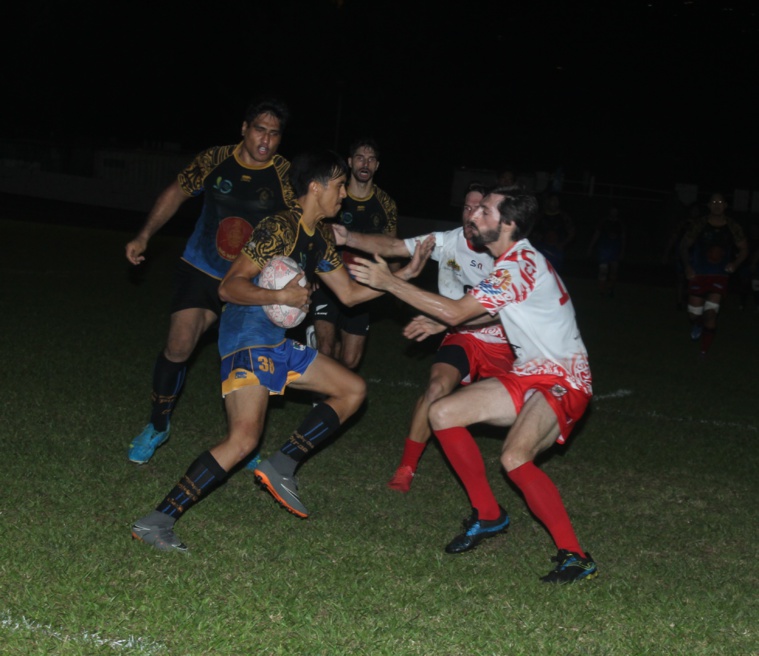 Pirae a dominé territorialement mais a trop insisté par ses avants écartant trop rarement derrière. Pirae a dominé territorialement mais a trop insisté par ses avants écartant trop rarement derrière.
