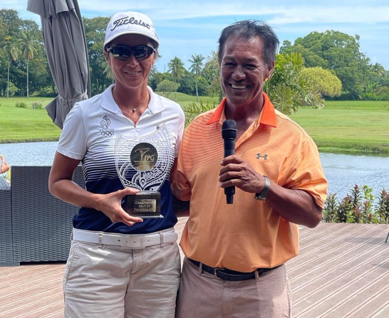 Après deux défaites en finale au cours des deux dernières éditions, Laina Faraire s'est enfin offert le titre de championne de Polynésie ce dimanche. (photo : Fédération polynésienne de golf)