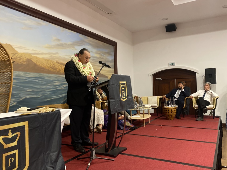 Joinville Pomare lors de son discours. Crédit photo : Thibault Segalard. Joinville Pomare lors de son discours. Crédit photo : Thibault Segalard.