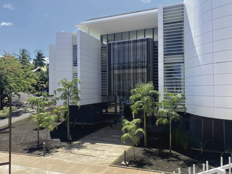 Relaxe pour un retraité accusé d'avoir diffamé deux universitaires Relaxe pour un retraité accusé d'avoir diffamé deux universitaires