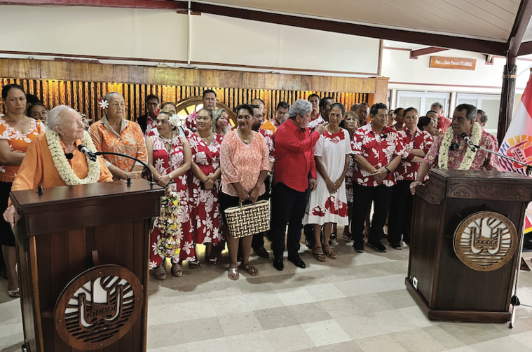 Tapura et Amuitahira'a unis pour la survie Tapura et Amuitahira'a unis pour la survie