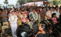 Beaucoup de monde pour cette nouvelle première pierre du collège de Teva i Uta.