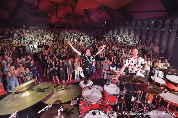 Le Grand théâtre percuté par les Fills Monkey Le Grand théâtre percuté par les Fills Monkey