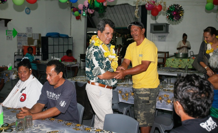 Concert de Noël au centre d'hébergement d'urgence de Tipaerui Concert de Noël au centre d'hébergement d'urgence de Tipaerui
