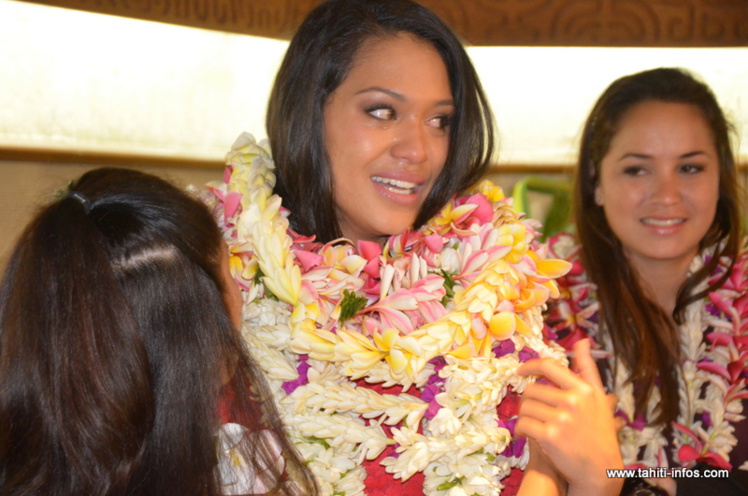 Grande émotion pour l'arrivée de Hinarere Grande émotion pour l'arrivée de Hinarere