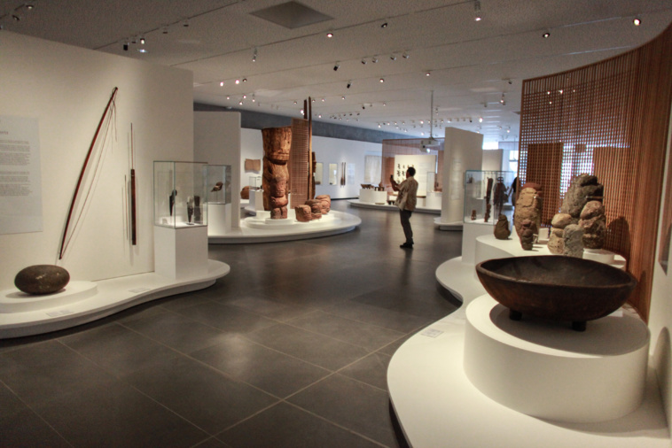 La salle d'exposition du musée de Tahiti. Crédit photo : Greg Boissy. La salle d'exposition du musée de Tahiti. Crédit photo : Greg Boissy.
