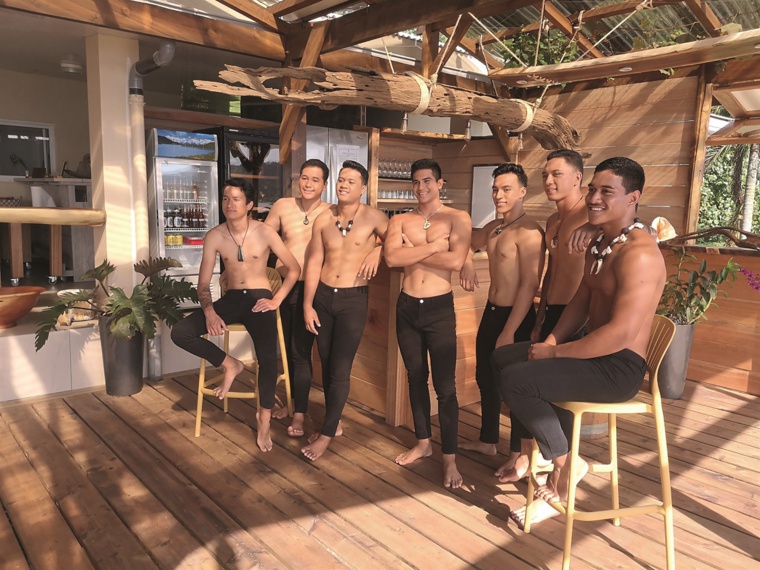 Les candidats à Mister Raromatai. Les candidats à Mister Raromatai.