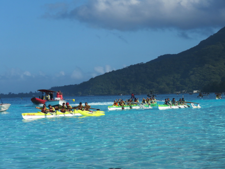 Les collégiens et lycéens ont pu renouer ce week-end avec le tour de l’île de Moorea. Les collégiens et lycéens ont pu renouer ce week-end avec le tour de l’île de Moorea.