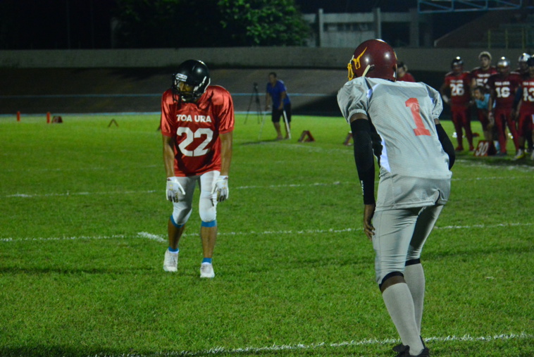 Nanaia Putoru (numéro 22), connu aussi pour ses qualités au crossfit, a inscrit le premier touchdown de la rencontre. Nanaia Putoru (numéro 22), connu aussi pour ses qualités au crossfit, a inscrit le premier touchdown de la rencontre.