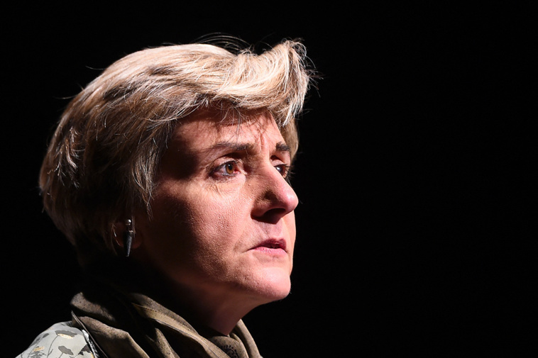 "De tels agissements sont inacceptables et extrêmement graves et dangereux pour notre démocratie, pour ce qu'ils véhiculent en amalgames et raccourcis historiques", a réagi dans un communiqué transmis à l'AFP la maire PS Cécile Helle.