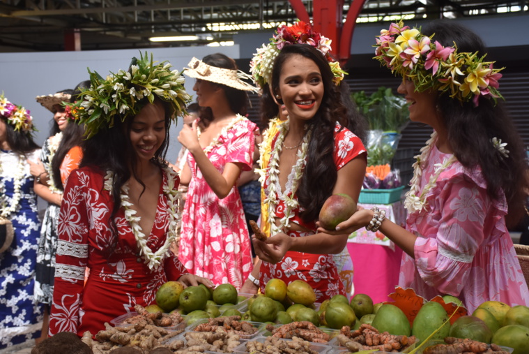 Visite de stand... Visite de stand...