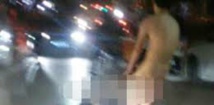 Les réseaux sociaux chinois ont diffusé des photos censées montrer la rixe qui s'est ensuivie, montrant un homme nu et apparemment mutilé, agrippant une femme qui tente de s'enfuir sur la voie publique.