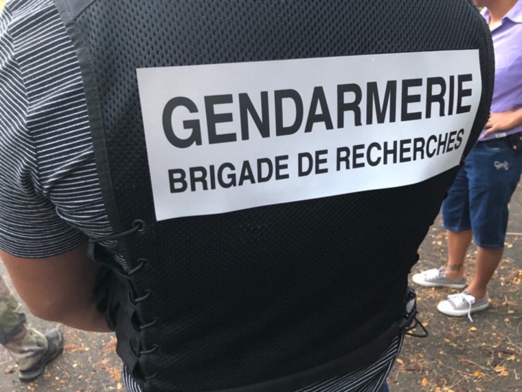 Dérive sectaire à Moorea : trois personnes en garde à vue Dérive sectaire à Moorea : trois personnes en garde à vue