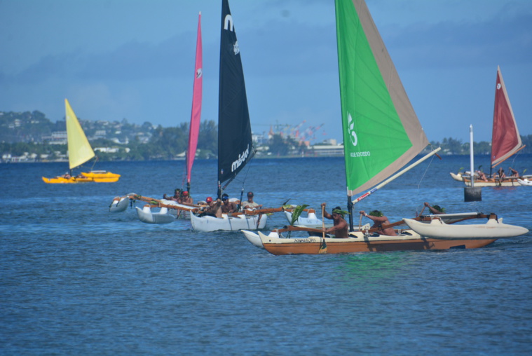 Peu de vent sur la première régate, puis les conditions ont été plus favorables sur les deux dernières manches. Peu de vent sur la première régate, puis les conditions ont été plus favorables sur les deux dernières manches.