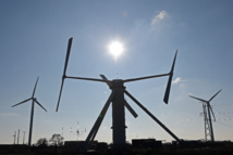 Une ferme pilote d'éoliennes flottantes au large de Fos-sur-mer en 2018