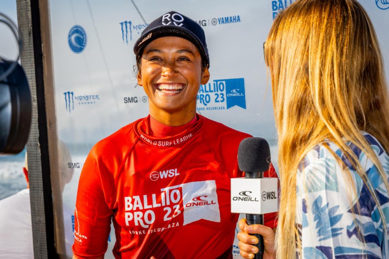 Vahine Fierro peut avoir le sourire puisqu'elle occupe après le Ballito Pro, la 4e place des Challenger series. (photo  : Pierre Tostee /WSL)