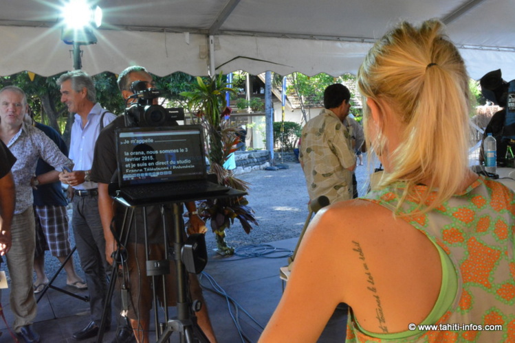 Le stand Prompteur animé par Polynésie Première. Tout est filmé et ensuite diffusé sur le net !