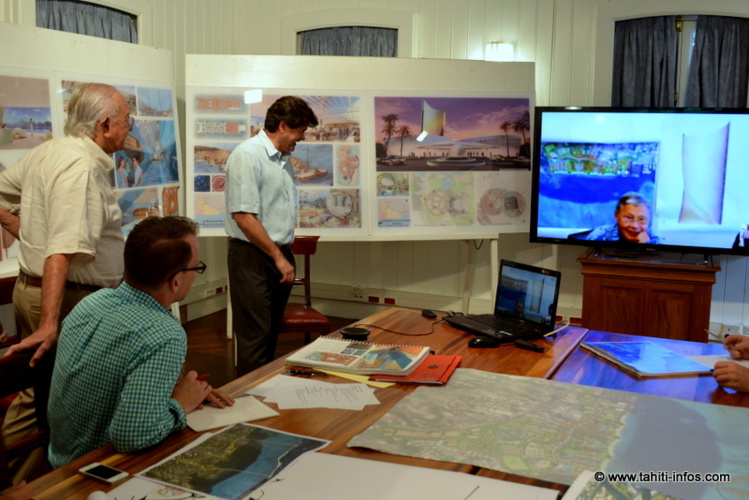 En aout dernier, Gaston Flosse discutait du projet Mahana Beach avec Francis Oda En aout dernier, Gaston Flosse discutait du projet Mahana Beach avec Francis Oda