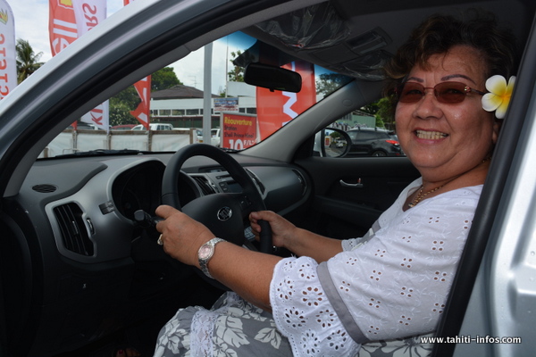 SHELL-PACIFIC : Béatrice gagne une voiture le jour de la Sainte Béatrice…un vendredi 13
